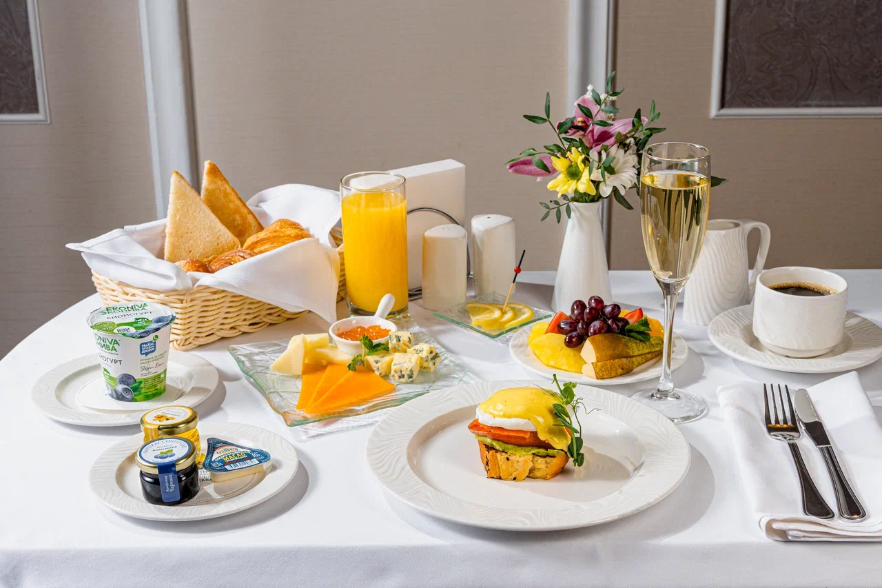 Завтрак Плаза Гарден Клаб