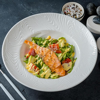 Salmon, tomato and avocado salad with aioli sauce